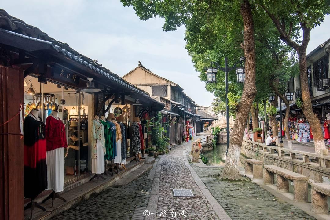 水浒传：晁盖被吴用逼上梁山，他是智取生辰纲的最大受害者
